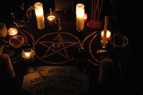 Occult witchcraft ursa 4k